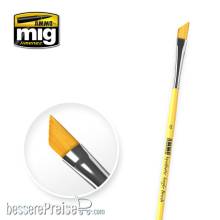AMMO by MIG Jimenez A.MIG-8607 - 6 Synthetic Angle Brush