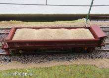 Modellbahn-Bachmann 2080503 - Sand für Busch, für den 4-achs. Zwei-Seitenkippwagen Fakks (Art.-Nr. 31400 u.ä.)