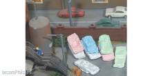 Juweela 21604 - 1:160 Schrottautos farbig gemischt, 6 Stk.