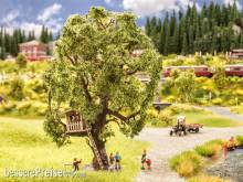 Noch 21765 - Baum mit Baumhaus