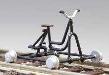 Kres 22200 - Schienenfahrrad, Bausatz für 2 Modelle