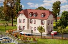 Faller 232216 - Zweistöckiges Winkelhaus