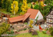 Faller 232371 - Landwirtschaftliches Gebäude mit Zubehör