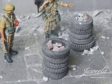 Juweela 23426 - 1:35 Reifenbarriere m. Zubehör
