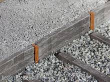 Juweela 24251 - 1:45 Schüttbahnsteig Holzschwellen, ~45cm