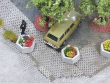 Juweela 28254 - 1:87 Pflanzkübel Beton, 6Eck, 5x