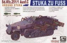 AFV-Club 35091 - 1:35 SDKFZ 251/1 AUSF C STUKA ZU FUSS