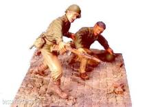 Hobby Fan HF526 - 1:35 WWII U.S. Infantry(1)- 2 Figures w/Base