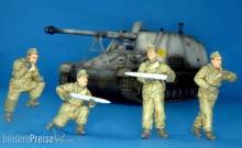 Hobby Fan HF703 - 1:35 German crew for Nashor, Eastern front