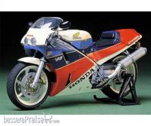 Tamiya 300014057 - 1:12 Honda VFR 750R 1987