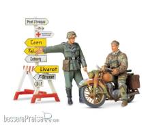 Tamiya 300035241 - 1:35 Diorama-Set Motorrad m.Wegwei.(2)