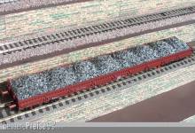 Modellbahn-Bachmann 3020805 - Schotter Granit für Fleischmann, für den 4-achs. Niederbordwagen Res (Art.- Nr. 5787 u.ä.) Größe: 212 x 30 mm