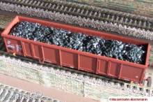 Modellbahn-Bachmann 3030401 - Kohle für Roco, für den 4-achs. off. Güterwagen Eaos (Art.-Nr: 47828 u.ä.) Größe: 145 x 30 mm