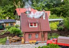 Pola 331091 - Brennendes Klinkerhaus