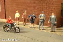 Bachmann 33151 - City People with Motorcycle - O scale