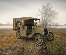 ICM 35661 - 1:35 Model T 1917 Ambulance WWI American Car