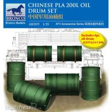 Bronco Models AB3519 - 1:35 Chinese PLA 200L Oil Drum set
