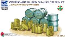 Bronco Models AB3557 - 1:35 WWII Hungarian 20L Jerry Can & 200L Fuel Drum