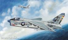 Hobby Boss 80342 - A-7A Corsair II
