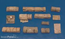 Royal Model RM071 - Tentpaks and bedrolls-n.2