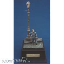 Royal Model RM194 - Italian Officer Btg. Azzurro (with base) WWII