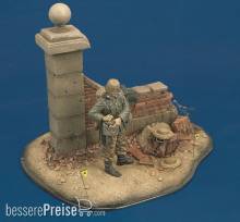 Royal Model RM233 - German Engineer 1943/44