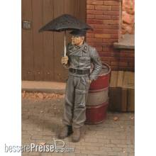 Royal Model RM415 - German Tanker at rest Italy 1944