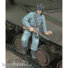 Royal Model RM564 - Russian tanker jumping down-WWII
