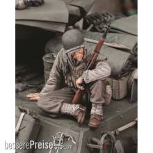 Royal Model RM659 - U.S. Infantry at rest with rifle-no.1-WWII