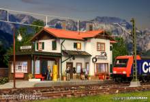 Kibri 39496 - Spur H0 Bahnhof Maienfeld inkl. Hausbeleuchtungs- Startset, Funktionsbausatz