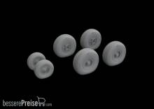 Eduard Accessories 672263 - C-130 wheels 1/72 for ZVEZDA in 1:72