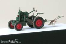 Hauler HTT120057 - Tractor Svoboda with plow year1937