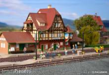 Vollmer 43539 - Bahnsteig Neuffen
