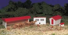 Bachmann 45152 - Farm Building with Animals (HO Scale)