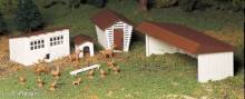 Bachmann 45604 - Farm Outbuildings (three per box)