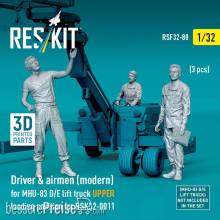 ResKit Models RSF32-0080 - Driver & airmen (modern) (3 pcs) (MHU-83 D/E lift truck UPPER loading position for RSK32-0011) (3D Printed)