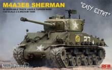 Rye Field Model RM-5028 - SHERMAN M4A3E8 W/Workable Track links in 1:35
