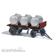 Busch 53328 - IFA HL 80 Anhänger, Wernesgrüner Pilsner mit 3 Fässern