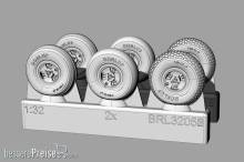 Brengun BRL32055 - Spitfire 3 spoke wheels set (3 types of tires)