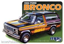 Round2 593991 - 1/25 1982 Ford Bronco