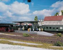 Piko 61821 - Bahnsteig ´Burgstein´