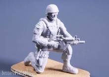 CMK 129-F48331 - Kneeling Soldier(on right knee),US Army Infantry Squad 2nd Division