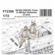 CMK 129-F72386 - 1:72 Sd.Kfz 250/251 Crew in Winter Uniforms 1/72