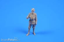 CMK 129-F35285 - Austro-Hungarian WW I Officer in 1:35