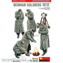 MiniArt 35428 - German Soldiers (Winter 1941-42) Special Edition
