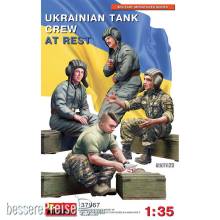 MiniArt 37067 - Ukrainian Tank Crew at Rest