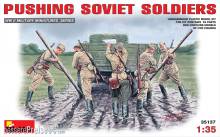 MiniArt 35137 - 1:35 Pushing Soviet Soldiers