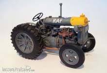 Plus model 448 - Fordson N-big in 1:35