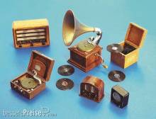 Plus model 266 - Gramophone und Radios in 1:35