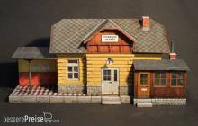 Plus model 368 - Bahnhof in 1:35